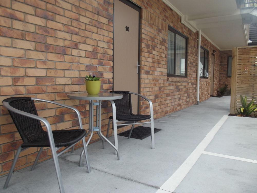 Arena Court Motel Hamilton Exterior photo